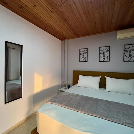 Luna Vista Apartment *